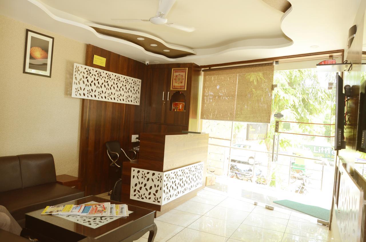 Fabhotel Padmavati Palace Mansarovar Džajpur Exteriér fotografie
