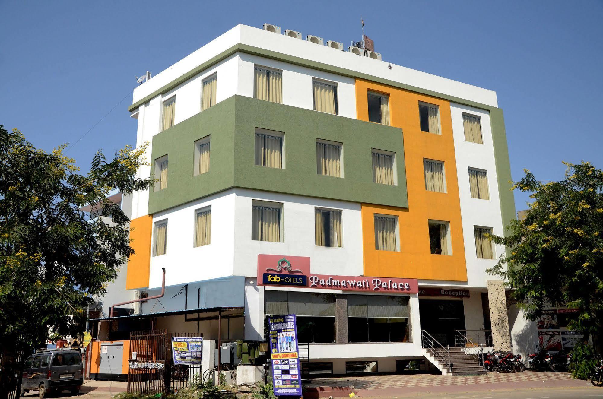 Fabhotel Padmavati Palace Mansarovar Džajpur Exteriér fotografie